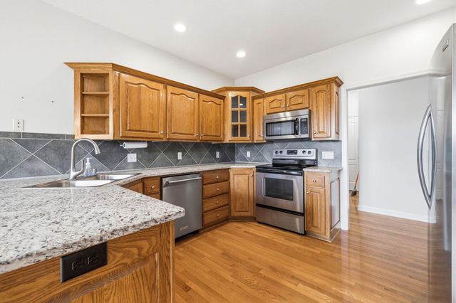 5904 S Nettleton Avenue, Springfield, MO 65810
