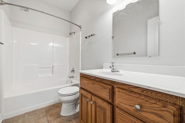 5904 S Nettleton Avenue, Springfield, MO 65810