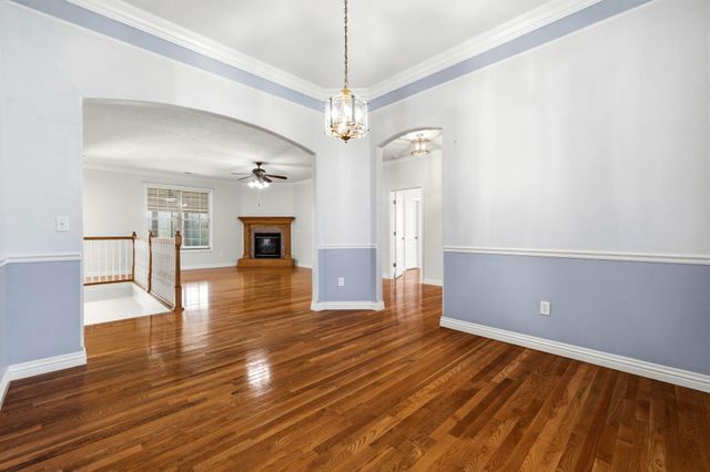 5904 S Nettleton Avenue, Springfield, MO 65810