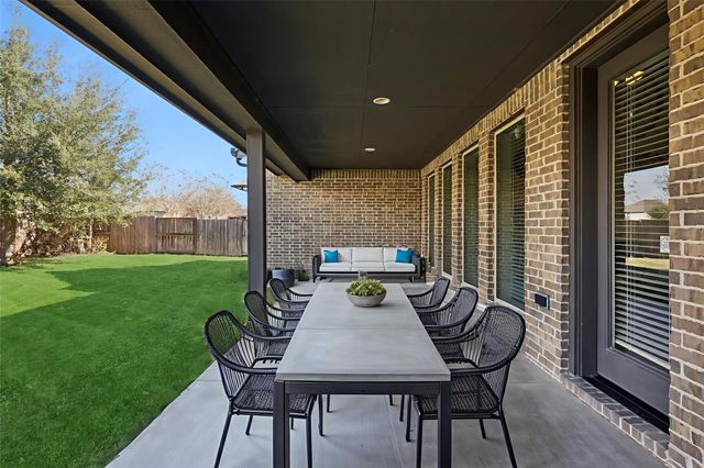 1611 Tonkawa Trail, Katy, TX 77493