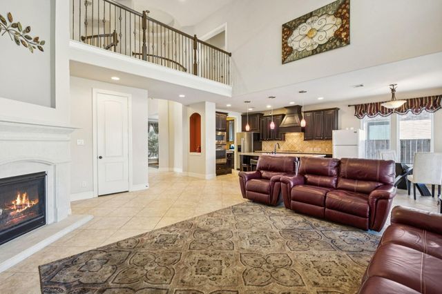 1611 Tonkawa Trail, Katy, TX 77493