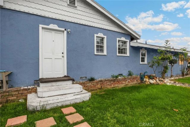331 N Bradford, Placentia, CA 92870