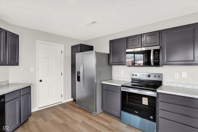 45 Markleville Lane, Westfield, IN 46074