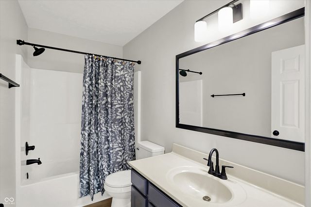 45 Markleville Lane, Westfield, IN 46074