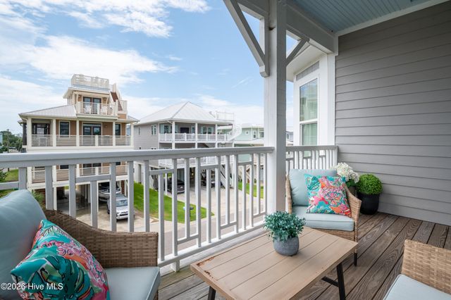 200 Annie Drive, Carolina Beach, NC 28428