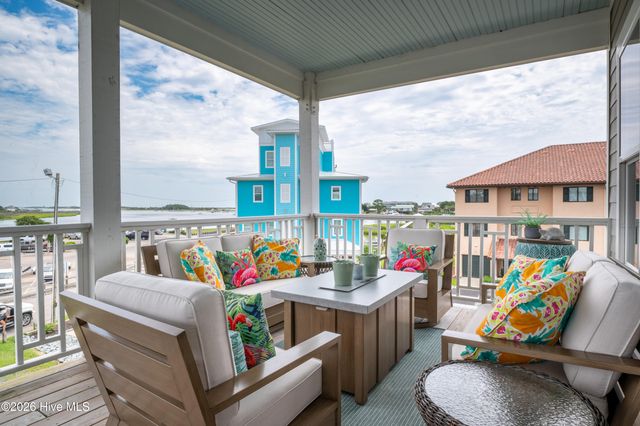 200 Annie Drive, Carolina Beach, NC 28428