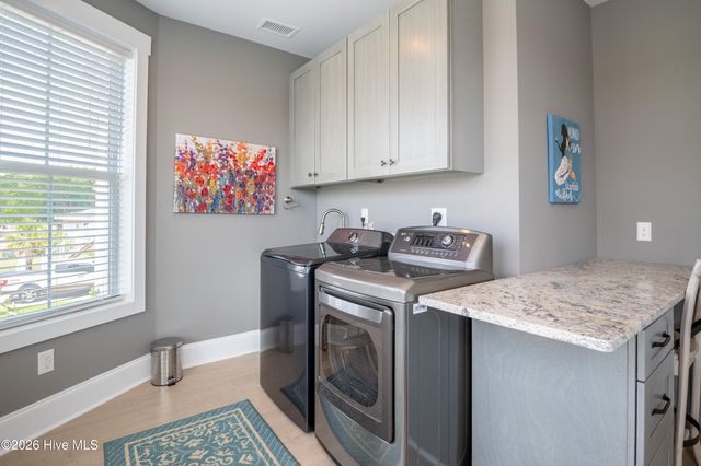 200 Annie Drive, Carolina Beach, NC 28428