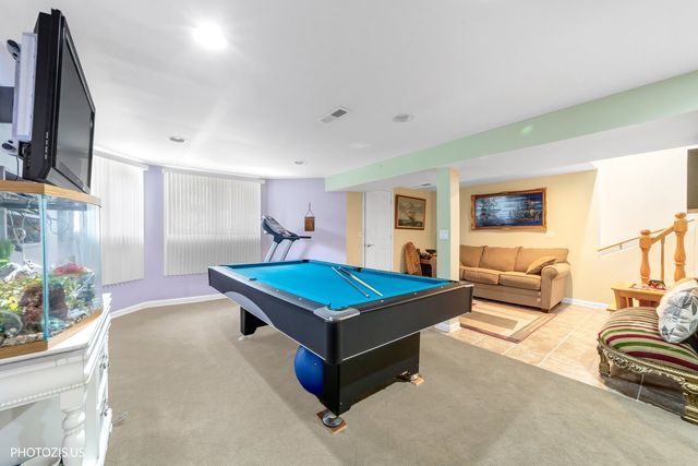 2523 W Iowa Street, Chicago, IL 60622