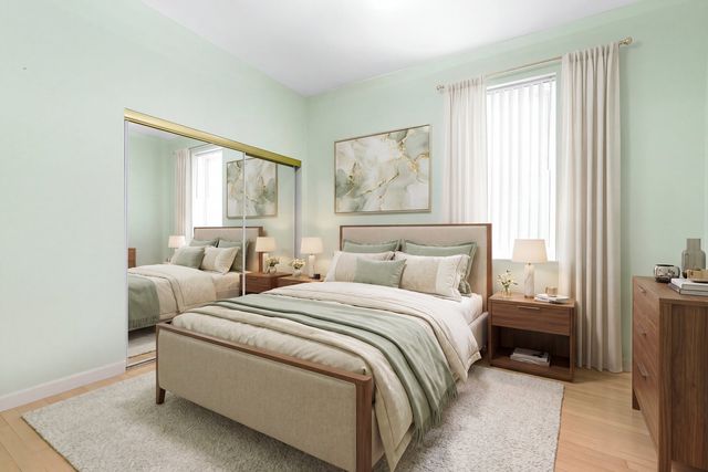 2523 W Iowa Street, Chicago, IL 60622