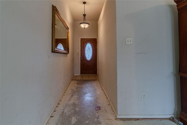 8504 Rock Creek Drive, Fort Worth, TX 76123