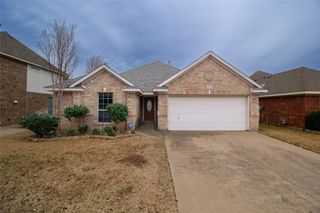 8504 Rock Creek Drive, Fort Worth, TX 76123