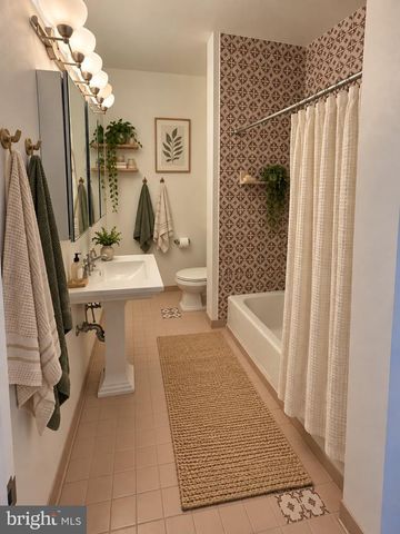 7104 45TH ST, Chevy Chase, MD 20815