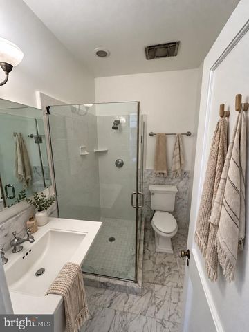 7104 45TH ST, Chevy Chase, MD 20815