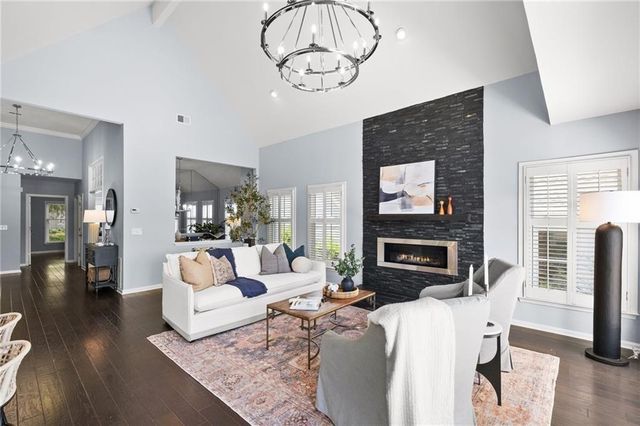 6430 Spinnaker Lane, Alpharetta, GA 30005