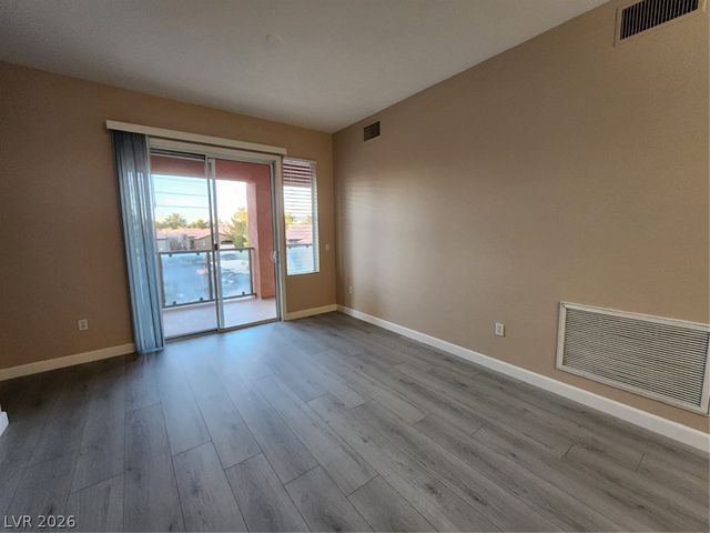 23 Agate Avenue 306, Las Vegas, NV 89123