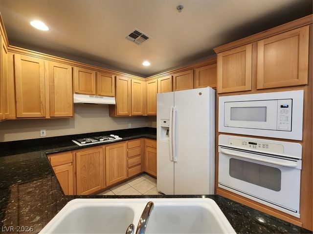 23 Agate Avenue 306, Las Vegas, NV 89123