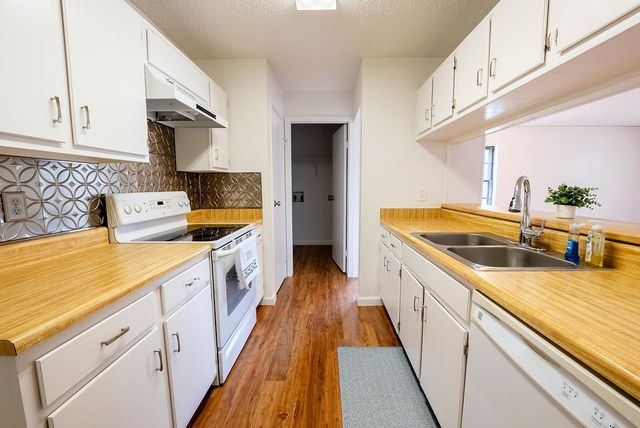 7308 Levitt Court, Watauga, TX 76148