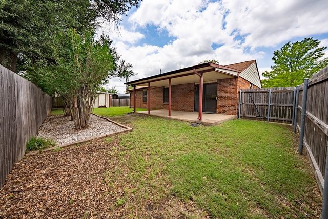 7308 Levitt Court, Watauga, TX 76148