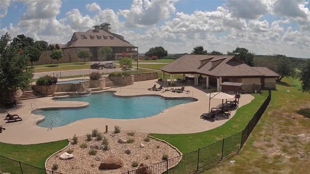 7413 Gleneagles Drive, Cleburne, TX 76033