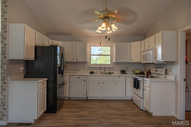 102 Apple Grove Road, Foley, MO 63347