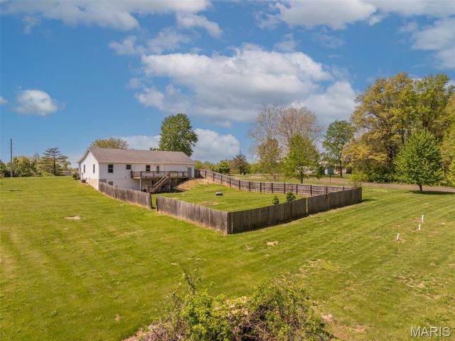 102 Apple Grove Road, Foley, MO 63347