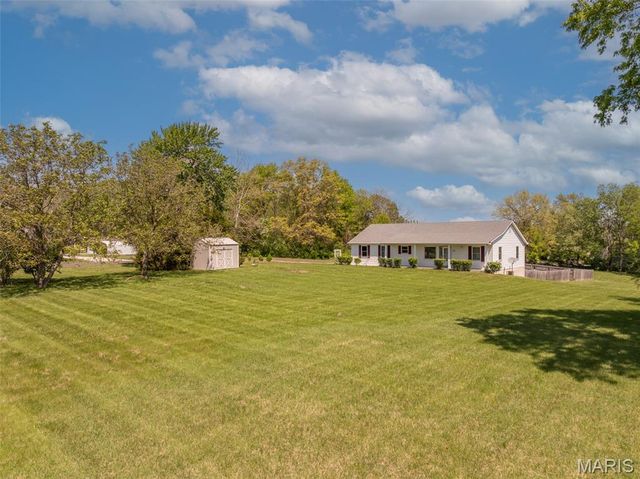 102 Apple Grove Road, Foley, MO 63347