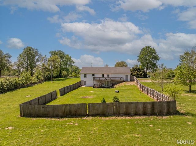102 Apple Grove Road, Foley, MO 63347