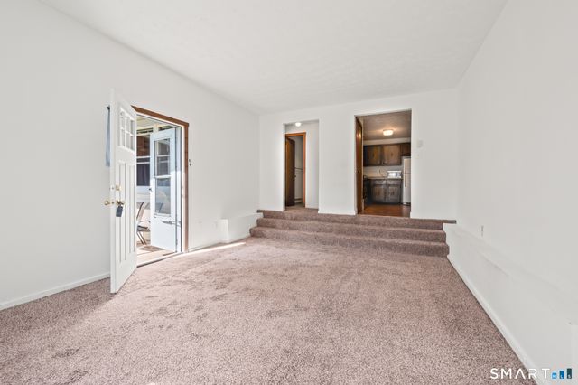 949 Pleasant Valley Road 7-4, South Windsor, CT 06074