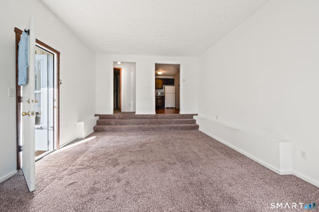 949 Pleasant Valley Road 7-4, South Windsor, CT 06074