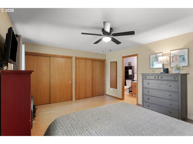 1327 G St, Washougal, WA 98671