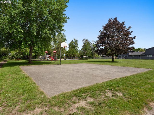 1327 G St, Washougal, WA 98671