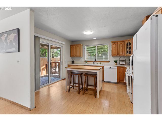 1327 G St, Washougal, WA 98671