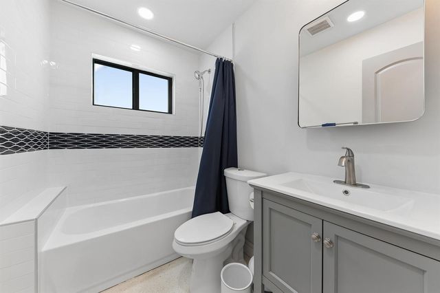 405 CHAPEL HILL Boulevard, Boynton Beach, FL 33435