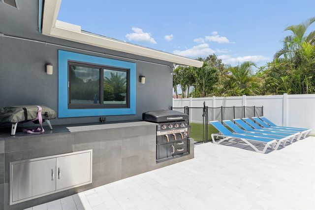 405 CHAPEL HILL Boulevard, Boynton Beach, FL 33435