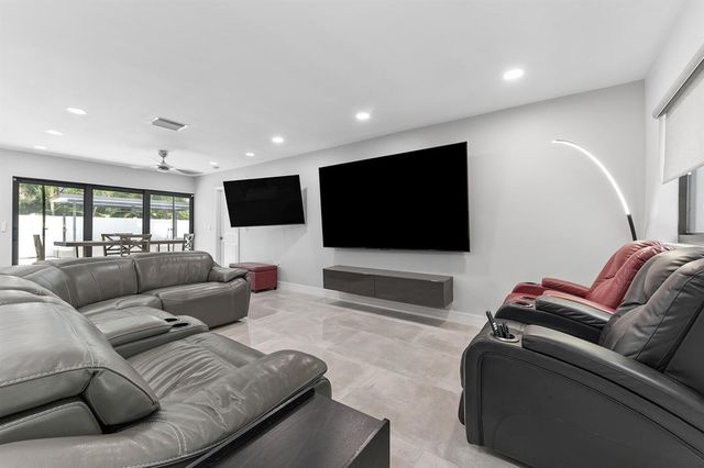 405 CHAPEL HILL Boulevard, Boynton Beach, FL 33435