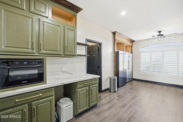 19623 W MEADOWBROOK Avenue, Litchfield Park, AZ 85340