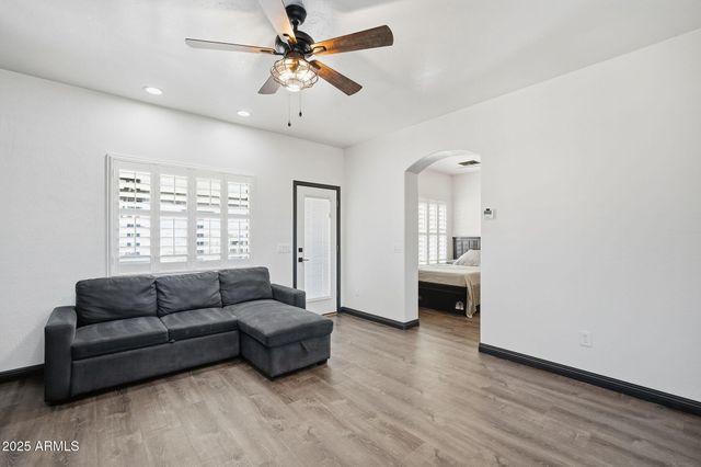 19623 W MEADOWBROOK Avenue, Litchfield Park, AZ 85340