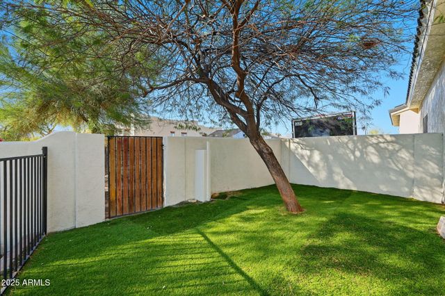 19623 W MEADOWBROOK Avenue, Litchfield Park, AZ 85340