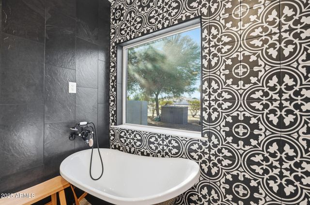 19623 W MEADOWBROOK Avenue, Litchfield Park, AZ 85340