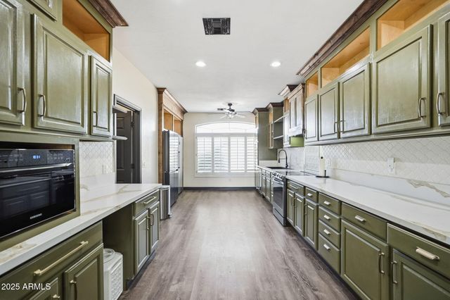 19623 W MEADOWBROOK Avenue, Litchfield Park, AZ 85340