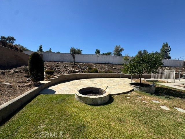 805 Alpine Court, Lake Elsinore, CA 92530
