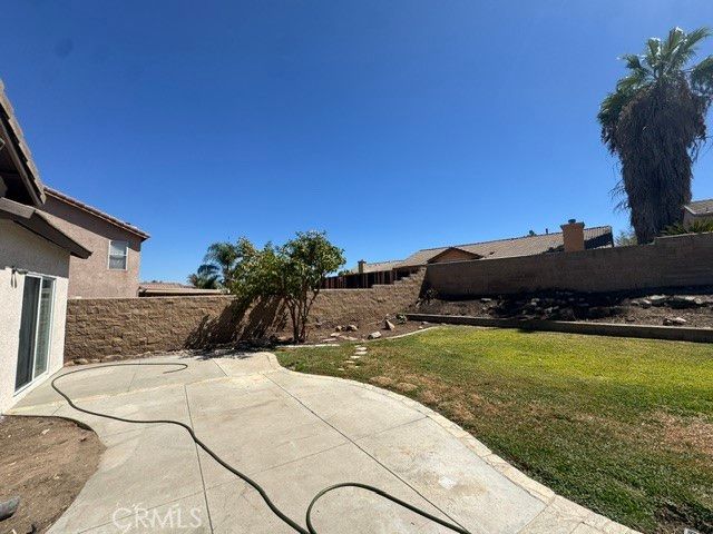 805 Alpine Court, Lake Elsinore, CA 92530
