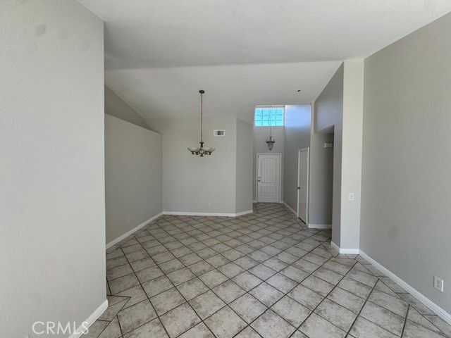 805 Alpine Court, Lake Elsinore, CA 92530