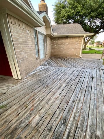 3003 Briar Drive, Pasadena, TX 77503