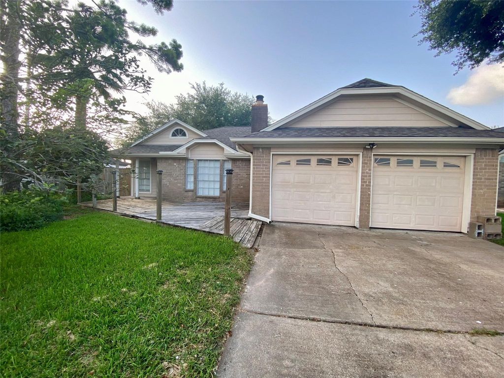 3003 Briar Drive, Pasadena, TX 77503