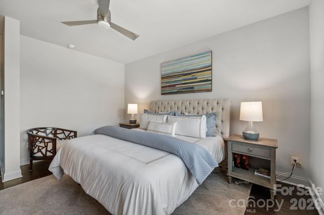 1241 Cotswold Place, Charlotte, NC 28211