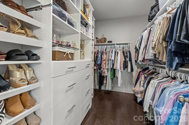 1241 Cotswold Place, Charlotte, NC 28211