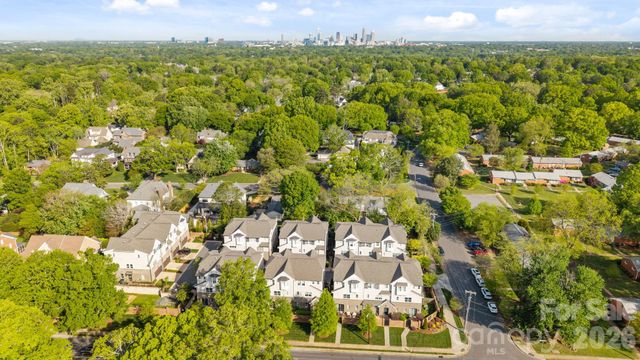 1241 Cotswold Place, Charlotte, NC 28211