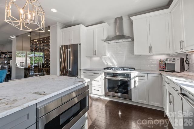 1241 Cotswold Place, Charlotte, NC 28211