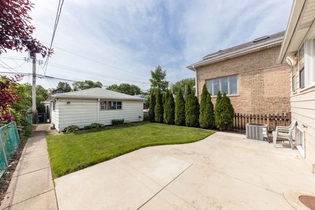 6325 W HUNTINGTON Street, Chicago, IL 60646
